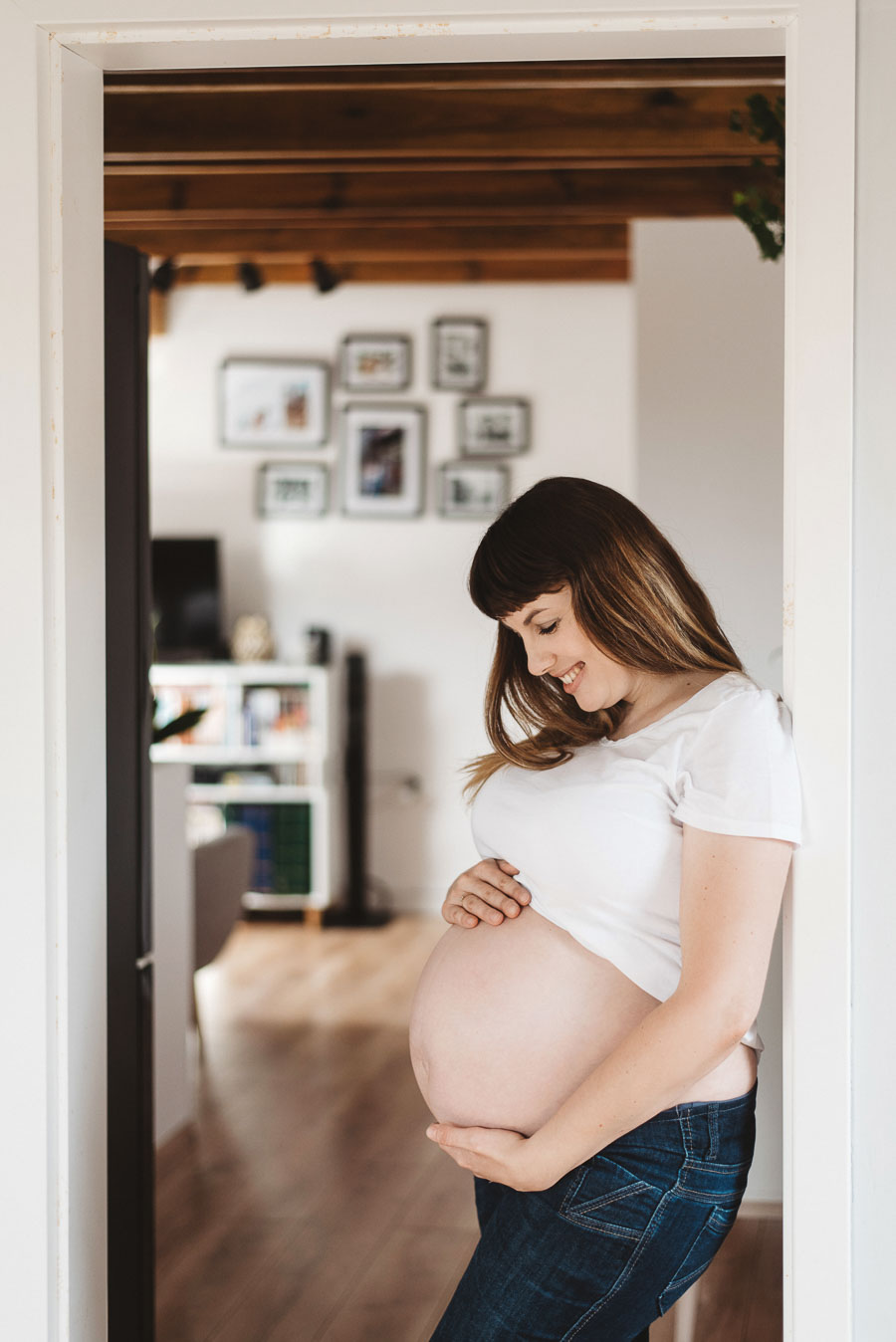 fotografia ciążowa w domu